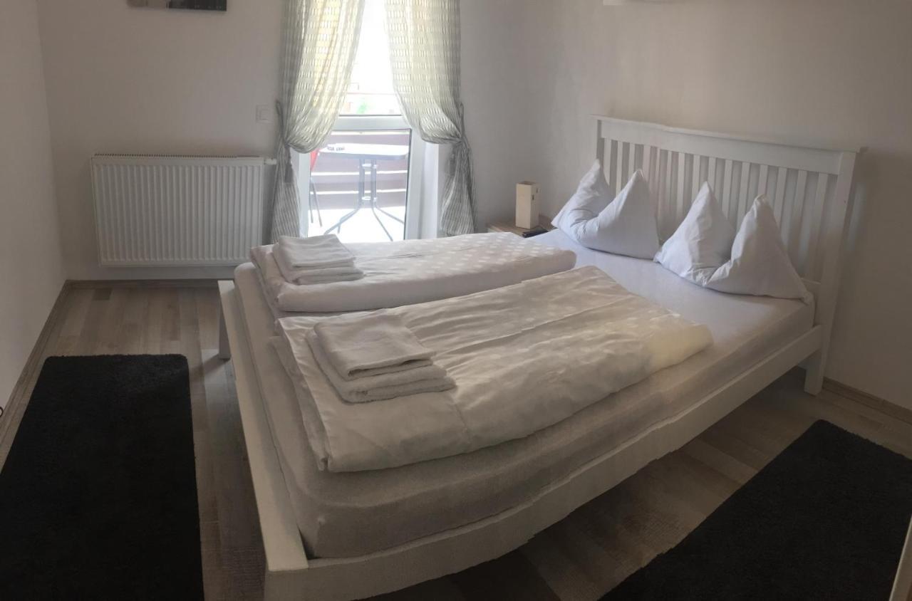 Aki Studio Lejlighed Braşov Eksteriør billede